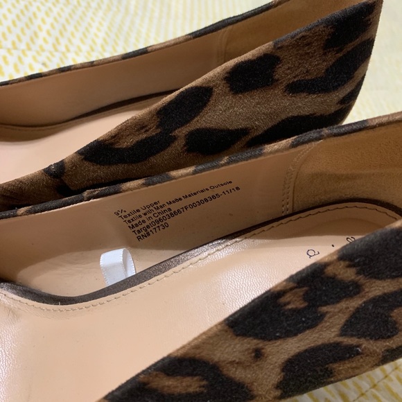 Size 9.5 leopard pump - Picture 5 of 5